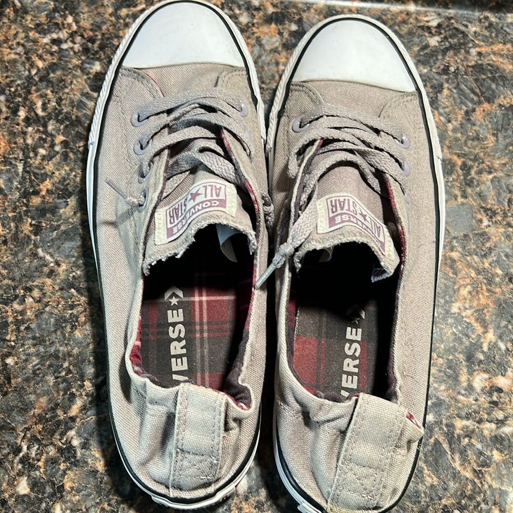 Converse Chuck Taylor slip ons sz 9
